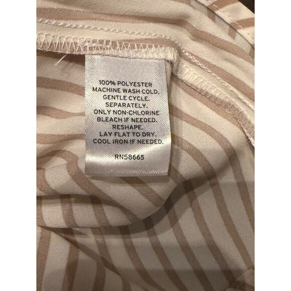 Nordstrom Rack V Neck Shell Women's Size 1X Sleeveless Ivory Stripe Blouse NEW - Picture 6 of 8